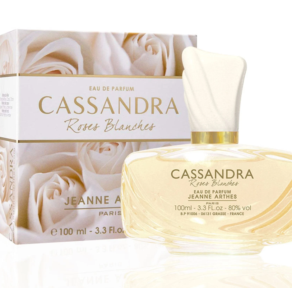 Jeanne Arthes Cassandra Roses Blanches