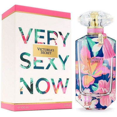 Victoria's Secret Very Sexy Now 2017